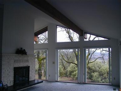 3675 Walker Creek Rd, Central Point, OR 97502 - photo 2