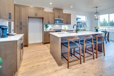 3750 NE Petrosa Ave, Bend, OR 97701 - photo 7