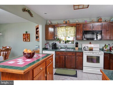 10 Sweet Bay Ln, Swedesboro, NJ 08085 - photo 7