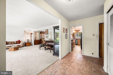 654 Parkview Blvd, Lansdowne, PA 19050 - photo 4