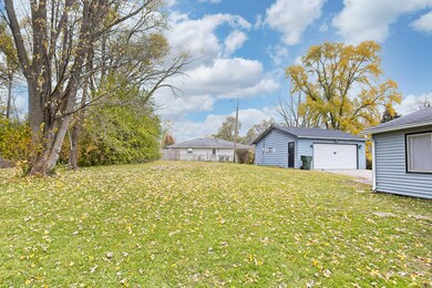 2700 20th St, Zion, IL 60099 - photo 4