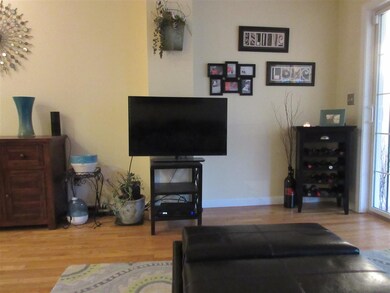 19 Evening Star Ln, Bedford, NH 03110 - photo 4