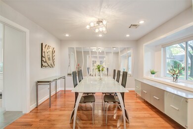 12434 Woodthorpe Ln, Houston, TX 77024 - photo 5