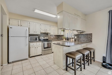 228 N 500 W, Clearfield, UT 84015 - photo 6