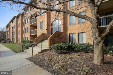 11419 Commonwealth Dr unit 103, Rockville, MD 20852 - photo 2