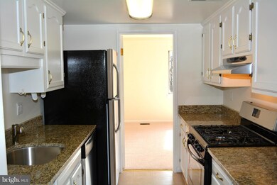 282 W Deer Park Rd, Gaithersburg, MD 20877 - photo 7