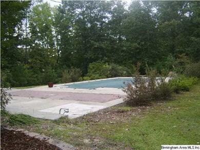 Pool and decking(Pool needs liner)