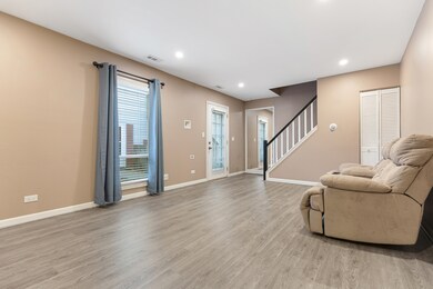 817 Wellington Ave unit U43, Elk Grove Village, IL 60007 - photo 5