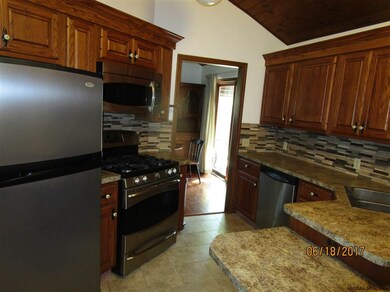 12 Elward Rd, Troy, NY 12180 - photo 7