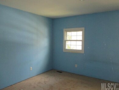 715 Spring Creek Dr, Iron Station, NC 28080 - photo 4