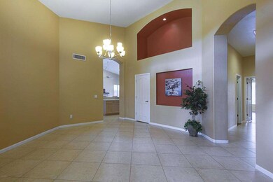005_Formal Dining
