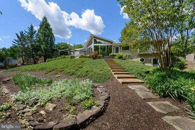 3525 Devon Dr, Falls Church, VA 22042 - photo 5