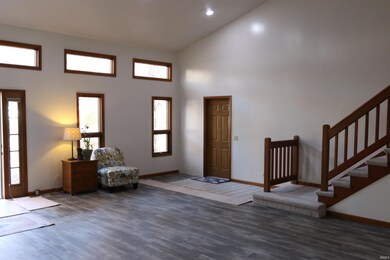 471 N 48 E, Winamac, IN 46996 - photo 4