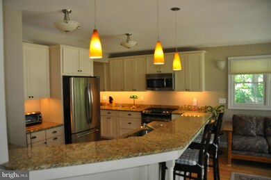 822 Chesapeake Ave, Annapolis, MD 21403 - photo 6