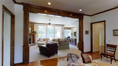 2532 Brenton Dr, Edmond, OK 73012 - photo 4