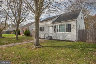 112 Vilone Rd, Wilmington, DE 19805 - photo 2