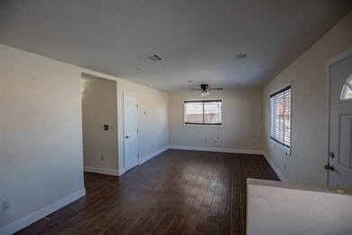 1604 E 8th St, Alamogordo, NM 88310 - photo 7