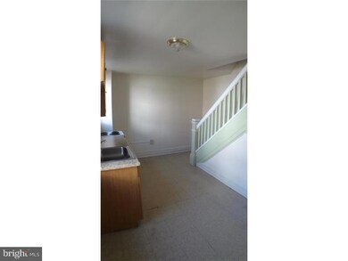 431 N 2nd St unit REAR, Allentown, PA 18102 - photo 3