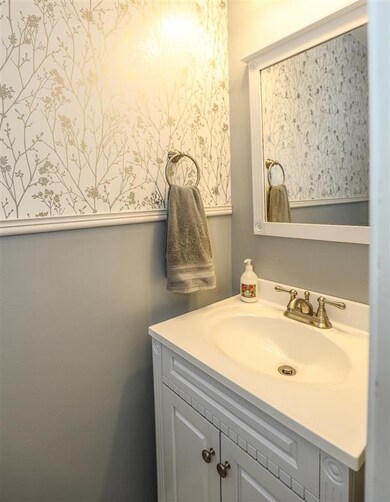 28 Shelburne Rd, Merrimack, NH 03054 - photo 6