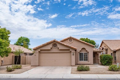 923WestMorelosSt_1