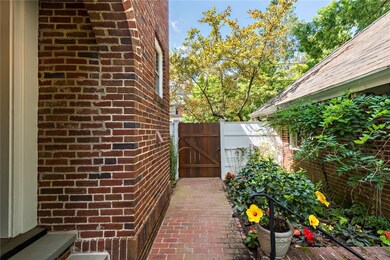 151 Slater Ave, Providence, RI 02906 - photo 6