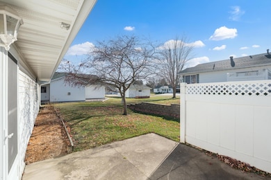 241 6th St SW, Pine Island, MN 55963 - photo 3