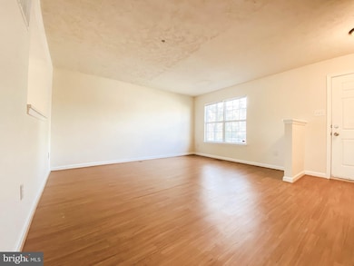 3502 Derby Shire Cir, Windsor Mill, MD 21244 - photo 5