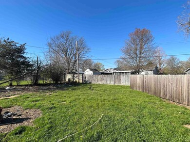 618 E Pine St, Muncie, IN 47303 - photo 6