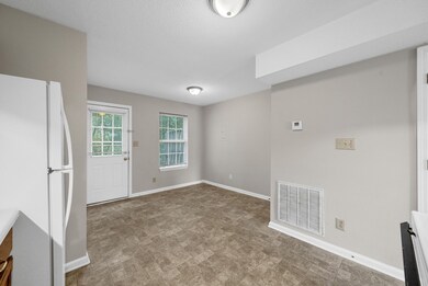 1871 Waters Edge Dr unit A, Clarksville, TN 37043 - photo 6