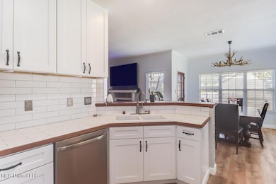 10124 Skyhawk Ct, Biloxi, MS 39532 - photo 7