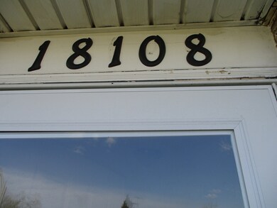 18108 Juneway Ct, Country Club Hills, IL 60478 - photo 5