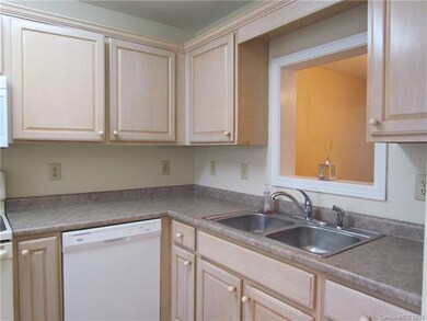 Nice clean kitchen with pass thru
