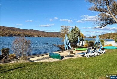 73 Forest Lake Dr, Hewitt, NJ 07421 - photo 2