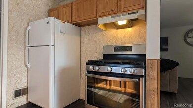 2167 Woodruff Ave, Warren, MI 48091 - photo 5