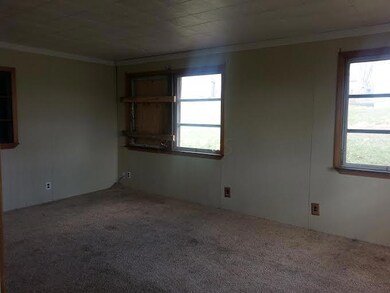 111 Fairview Rd, Thornville, OH 43076 - photo 4