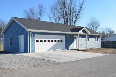 245 W Hayden Pike, North Vernon, IN 47265 - photo 2