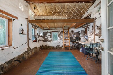 Sleeping loft