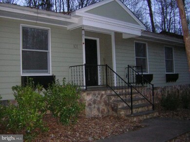 101 Mason St, Locust Grove, VA 22508 - photo 3