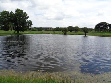 251 SW 132nd Way unit 315H, Pembroke Pines, FL 33027 - photo 6