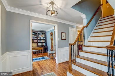 6815 Bluecurl Cir, Springfield, VA 22152 - photo 5