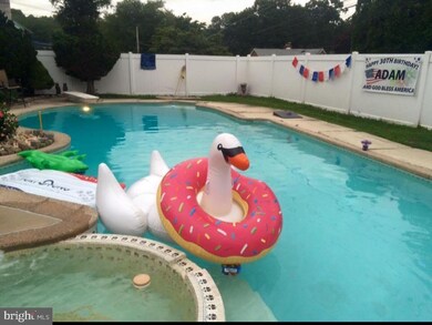 966 Sara Dr, Springfield, PA 19064 - photo 6