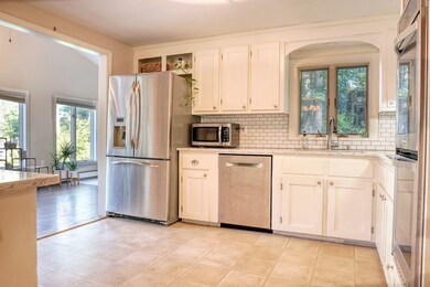 215 River St, Billerica, MA 01821 - photo 5