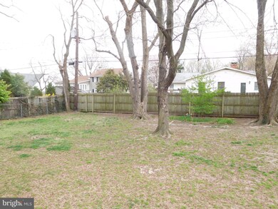 255 Meadow Rd, Pasadena, MD 21122 - photo 6