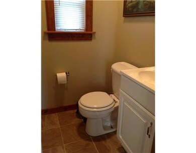 556 Bernon St, Woonsocket, RI 02895 - photo 4