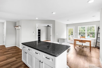 512 Wrightstown Sykesville Rd, Wrightstown, NJ 08562 - photo 4