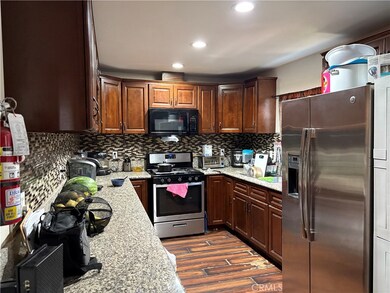 991 W 3rd St, Pomona, CA 91766 - photo 6