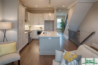 509 Port St, Savannah, GA 31401 - photo 7