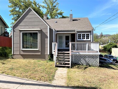 615 Upham St, Klamath Falls, OR 97601 - photo 2