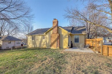 605 Loran Ln, Raymore, MO 64083 - photo 7