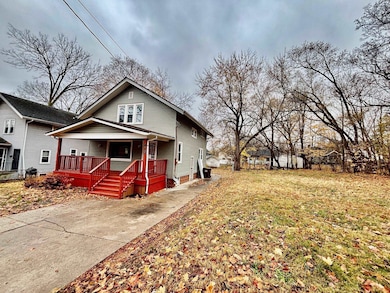 410 Oakley Ave, Rockford, IL 61101 - photo 4